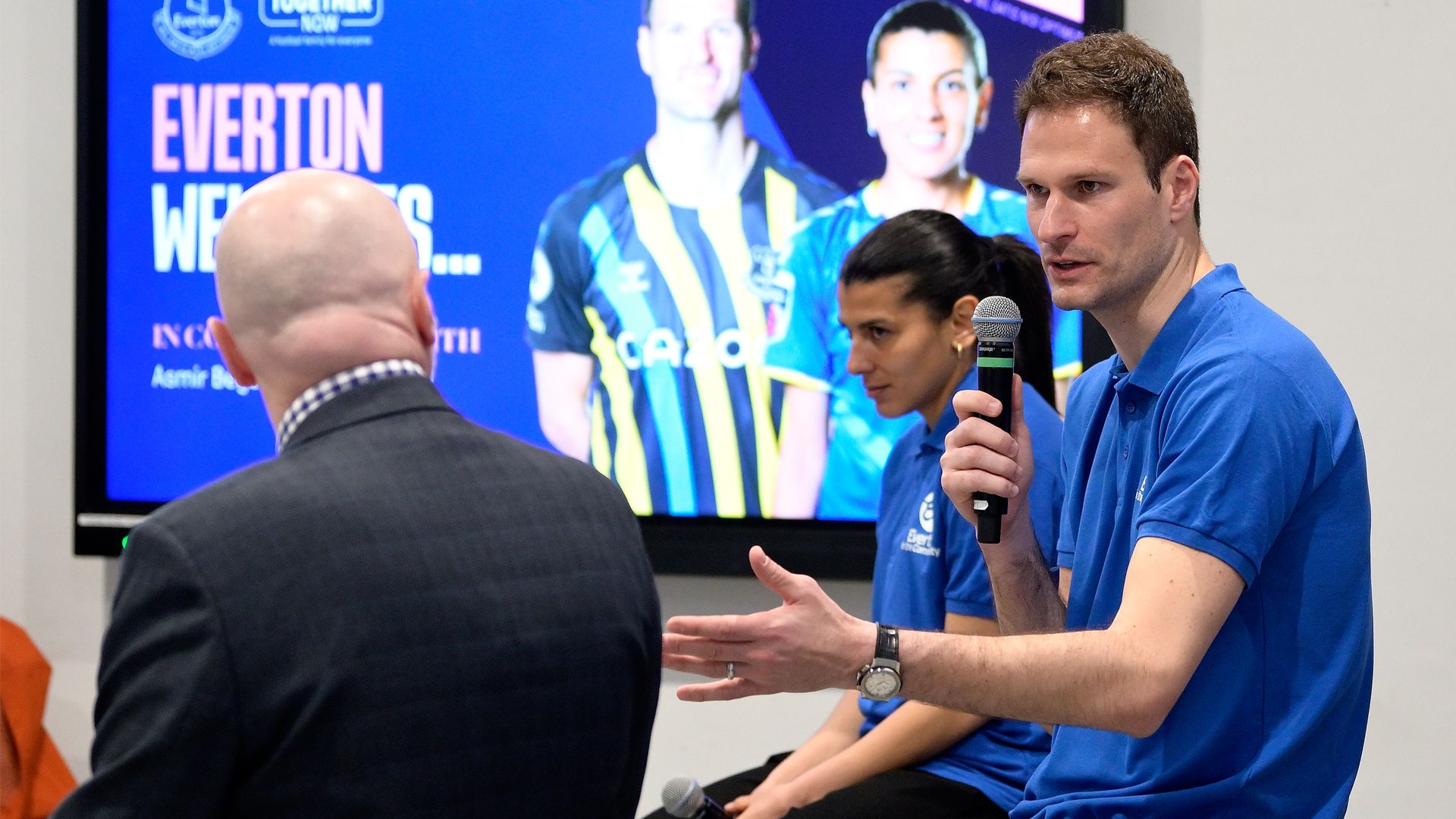 Begovic And Dali Inspire At Everton Welcomes Event
